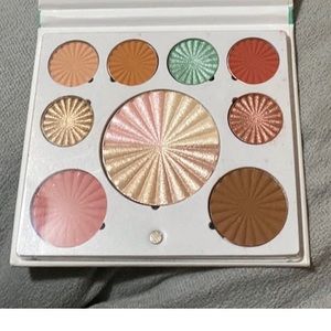 Brand new! Mini Mix Face Palette - New Solstice